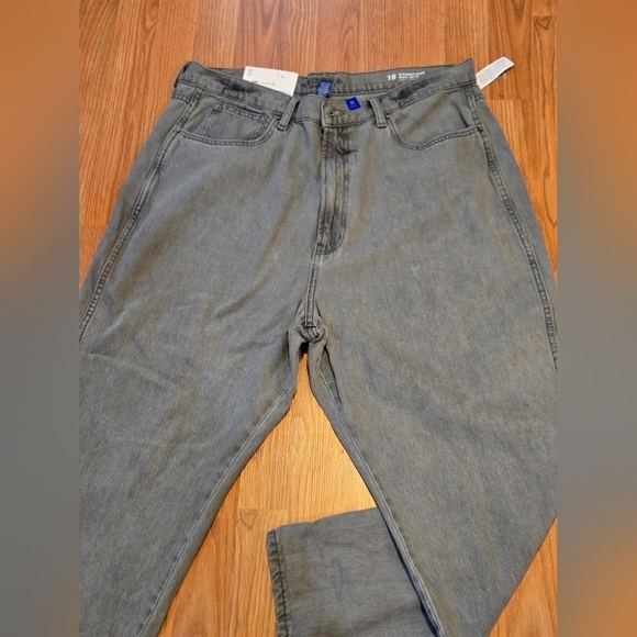 Arizona Jean Company Denim - Arizona Jean Company Junior Size 19 Light Gray Relaxed Jeans